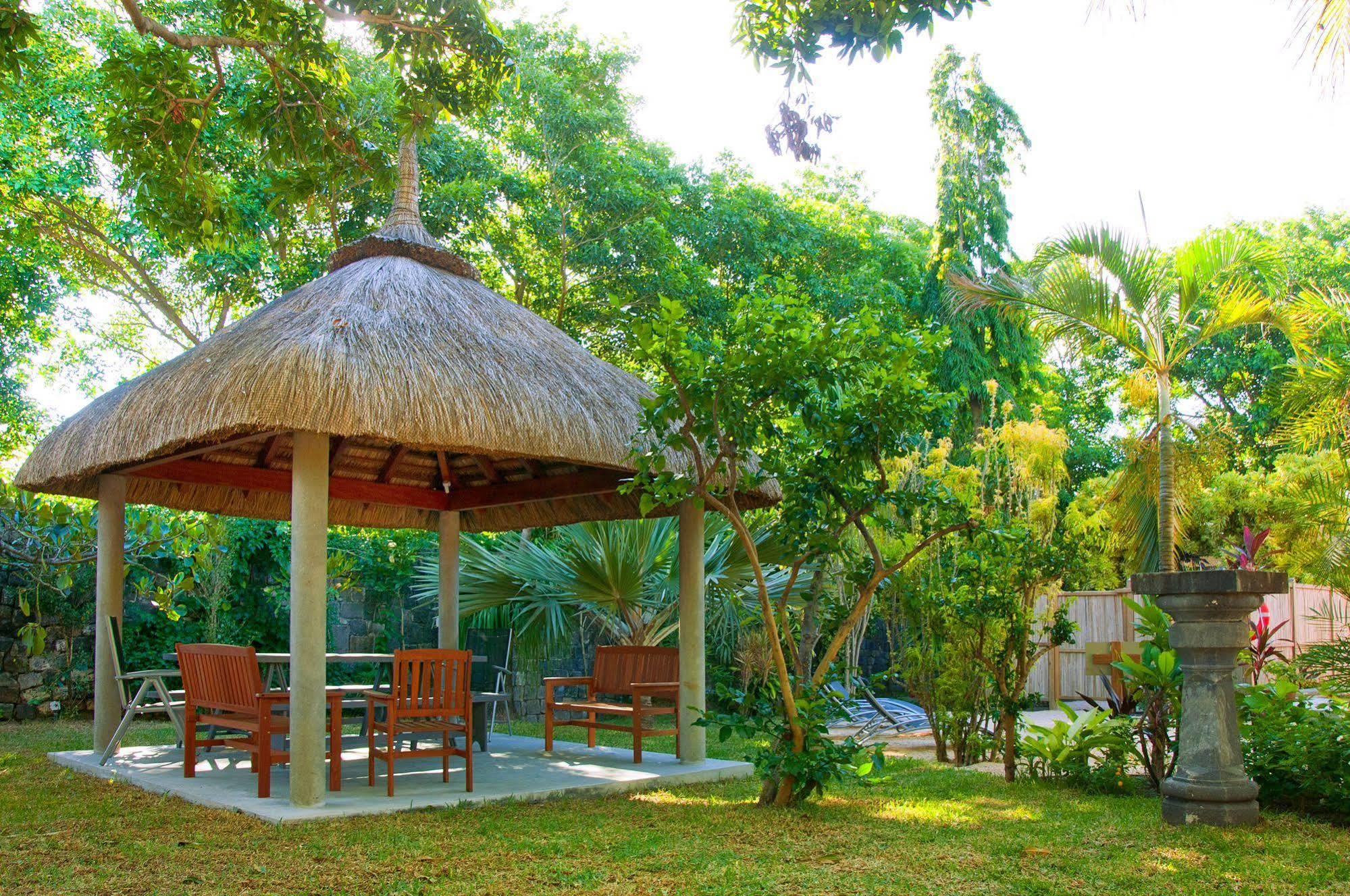 Gardens Retreat Villa Pereybere Beach ภายนอก รูปภาพ